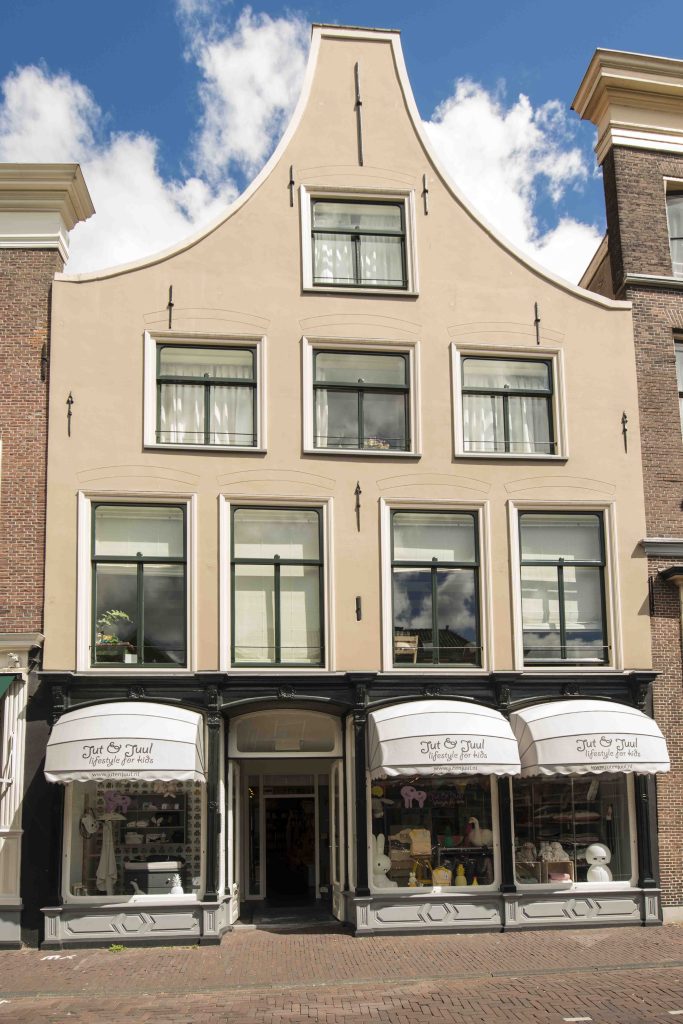 Eigen timmerfabriek CJ de Boer