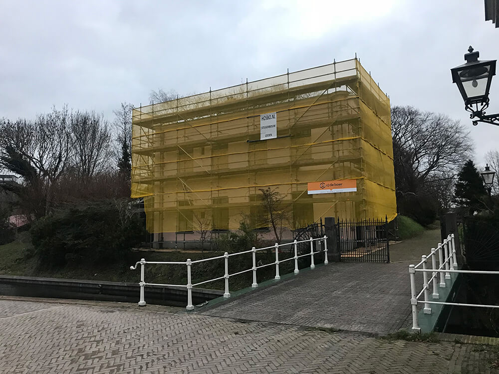 Renovatie monumentale aula begraafplaats Groenesteeg · Leiden - gemeentelijk project door CJ de Boer