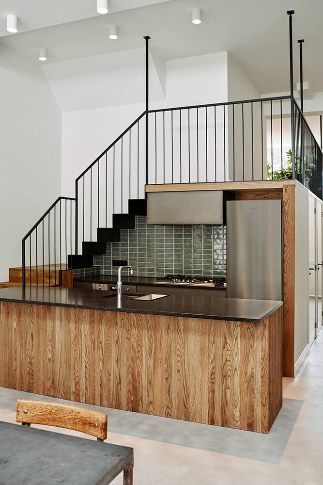 Transformatie fabriekshal tot 2 luxe woningen · Sint-Willibrordusstraat Amsterdam - transformatie door CJ de Boer