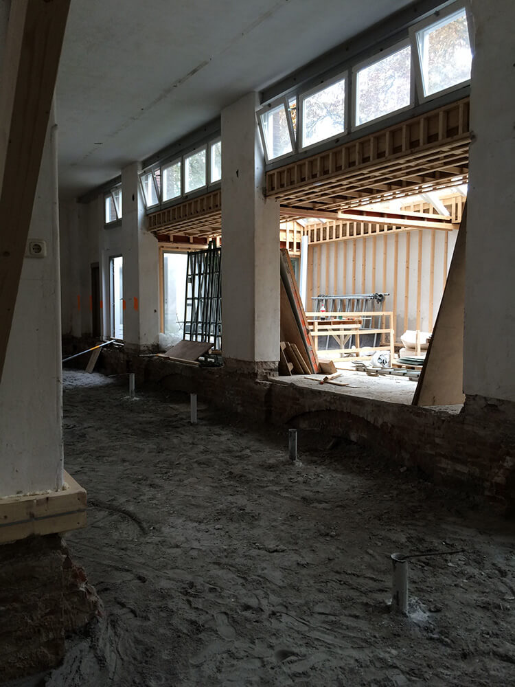 Transformatie fabriekshal tot 2 luxe woningen · Sint-Willibrordusstraat Amsterdam - transformatie door CJ de Boer