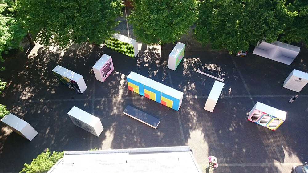 Bouw kunst kubussen · Openlucht Museum de Lakenhal Leiden - gemeentelijk project door CJ de Boer
