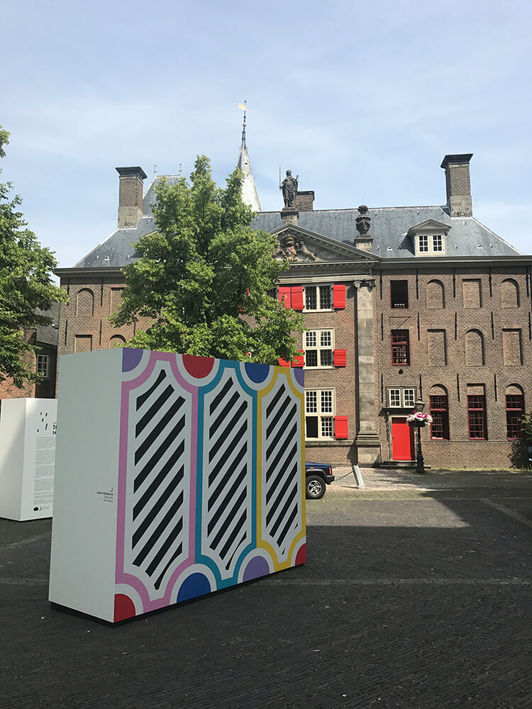 Bouw kunst kubussen · Openlucht Museum de Lakenhal Leiden - gemeentelijk project door CJ de Boer
