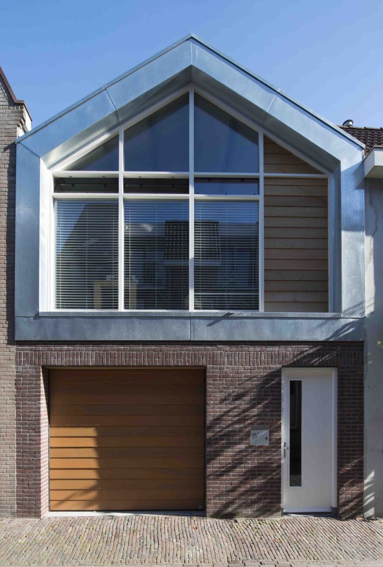 Oude woning vervangen voor geheel nieuwe woning, Leiden - transformatie door CJ de Boer