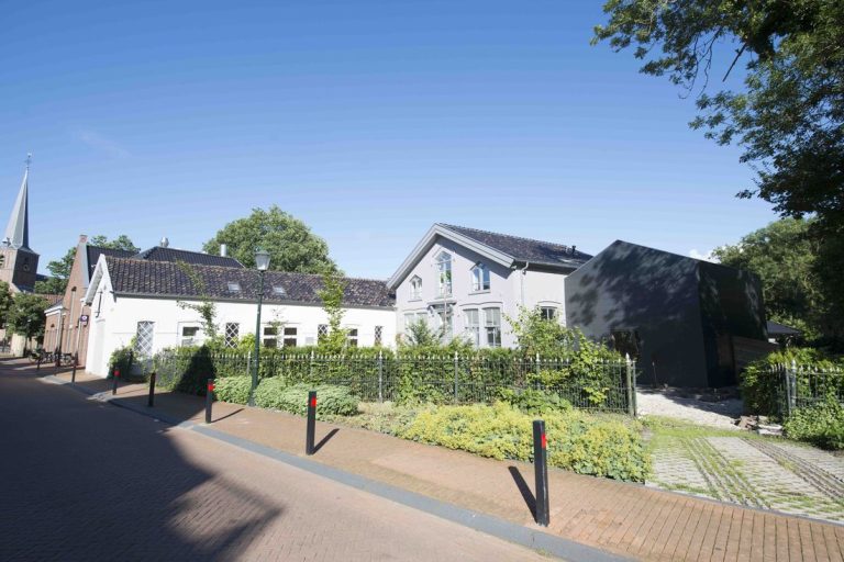 Renovatie, verbouw en uitbreiding woning en huisartsenpraktijk te Zoeterwoude - renovatie door CJ de Boer