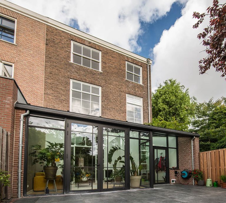 Uitbouw en renovatie · Bilderdijkstraat Leiden - uitbreiding door CJ de Boer