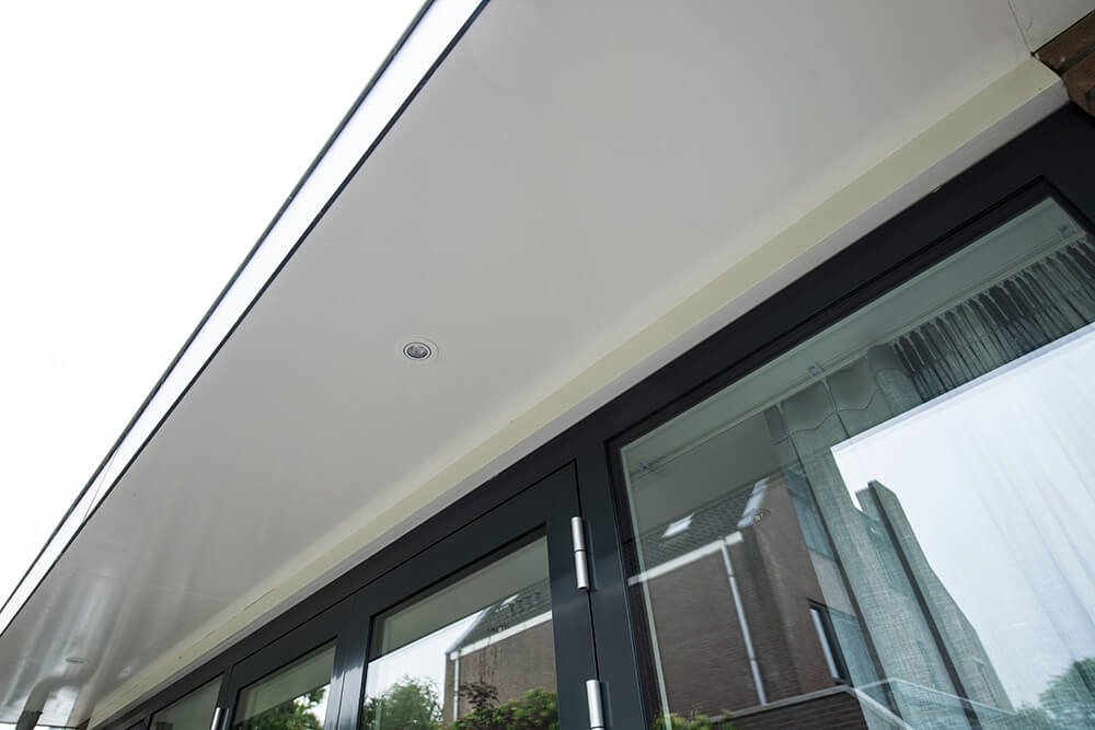 Aanbouw met overkapping/veranda · Rijger Zoeterwoude - uitbreiding door CJ de Boer