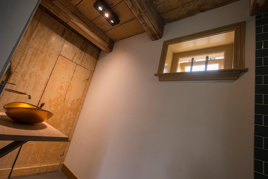 Renovatie monumentaal bijgebouw naar woning · Voorschoten - renovatie door CJ de Boer