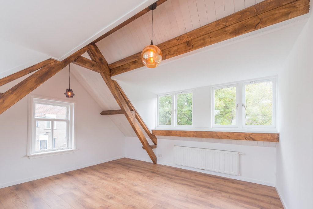 Renovatie monumentaal bijgebouw naar woning · Voorschoten - renovatie door CJ de Boer